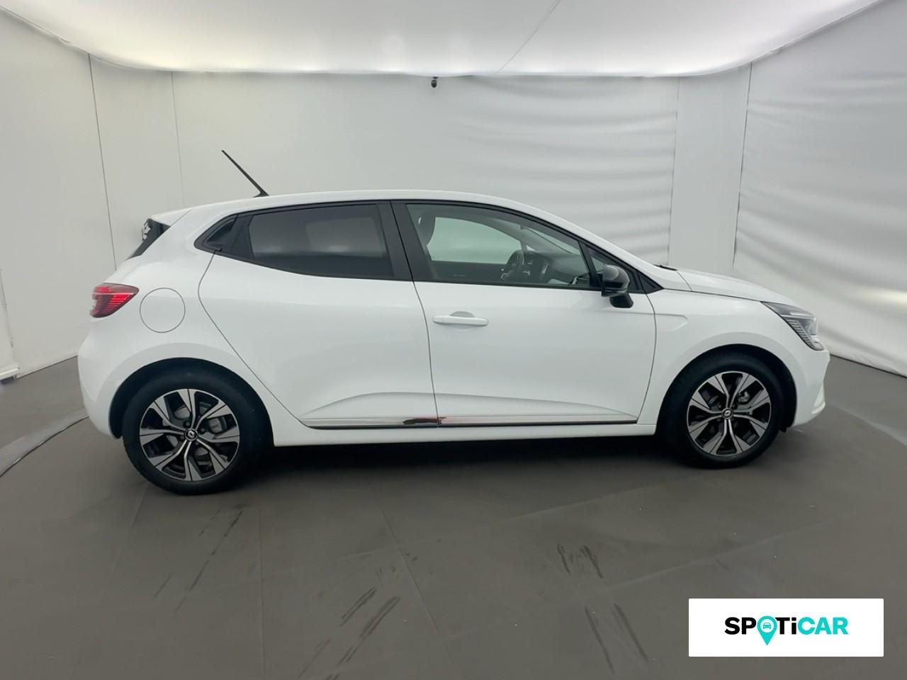 Renault Clio 1.6 e-tech hybride 145ch evolution — photo 4