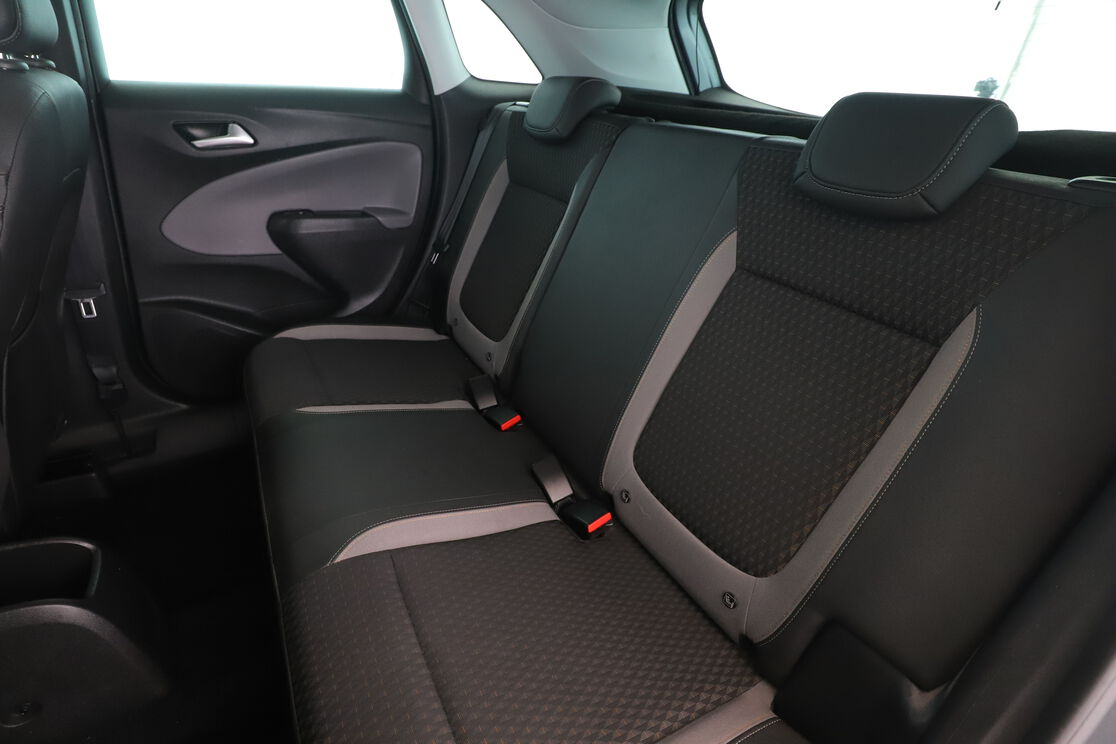 Opel Crossland X 1.2 Turbo Elegance Business — photo 13