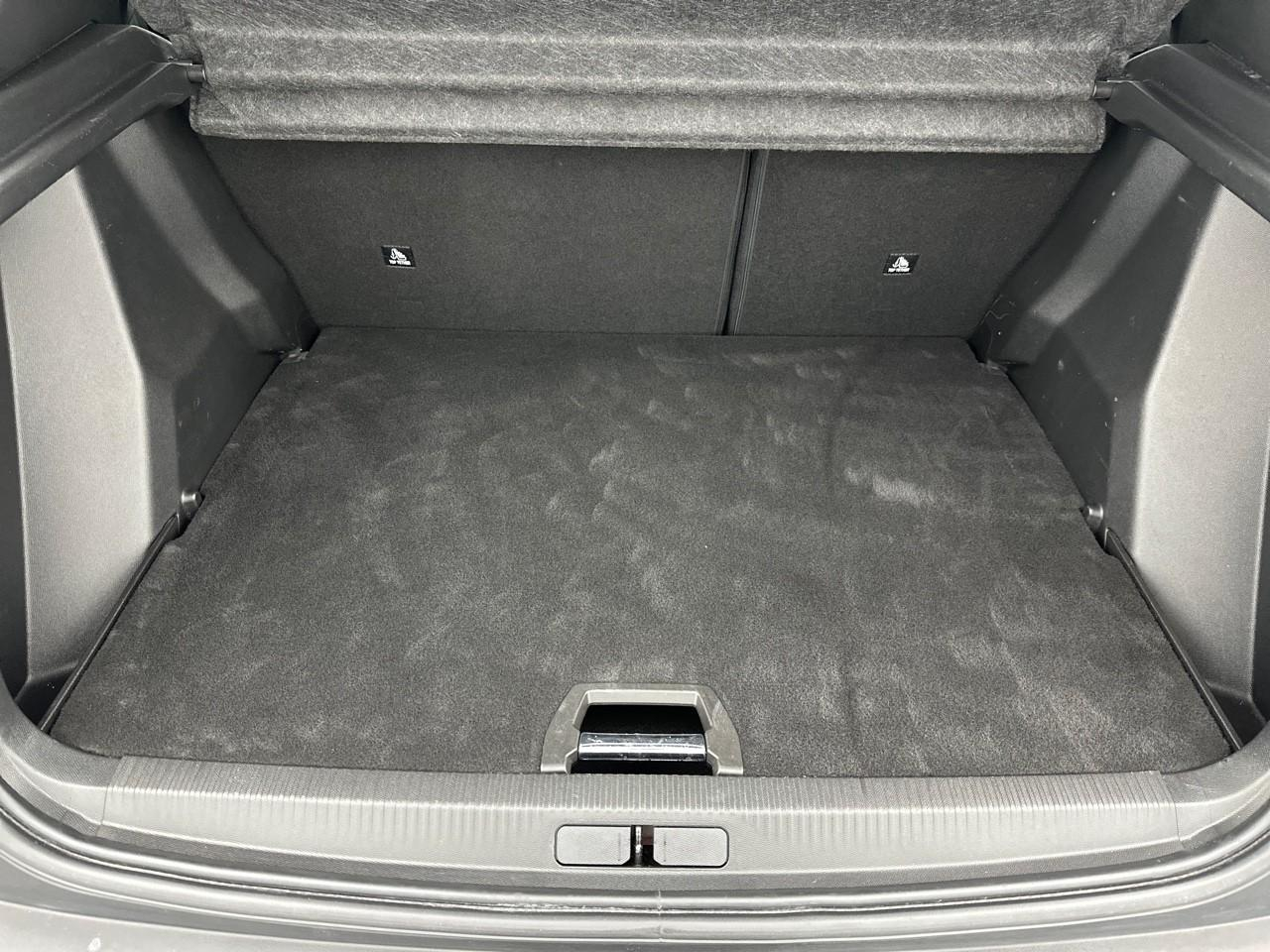 Peugeot 2008 puretech 130 s&s bvm6 allure pack — photo 6