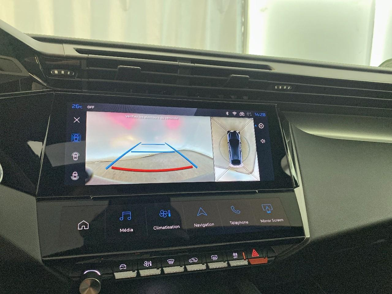 Peugeot 408 electrique 58 kwh 210 ch gt — photo 17