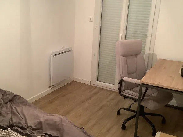 Chambre bures sur Yvette colocation location proche école optométries salle de bain indépendante
