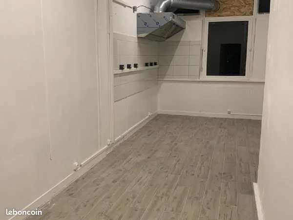 Local traiteur 25 m²