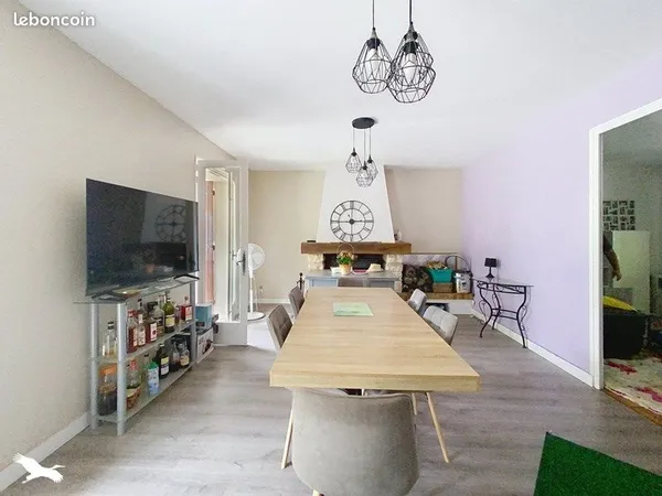 Villa 6 pièces 155 m²