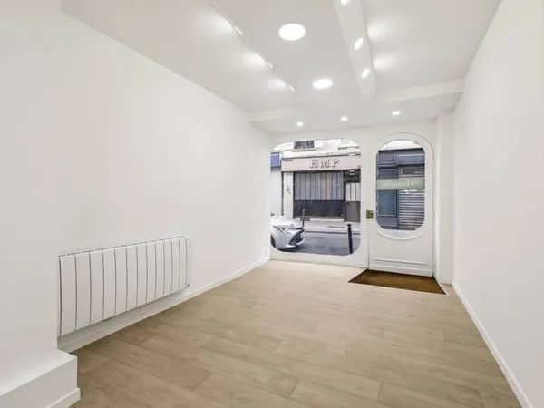 Bureau 86 m²