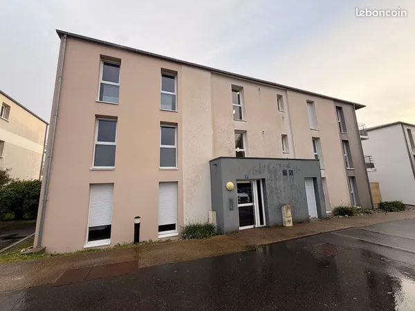 Studio 1 pièce 27 m²