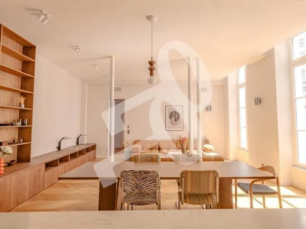 Appartement 4 pièces 167 m²