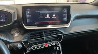 Peugeot 2008 1.2 PureTech 130ch S&S GT EAT8 — photo 19