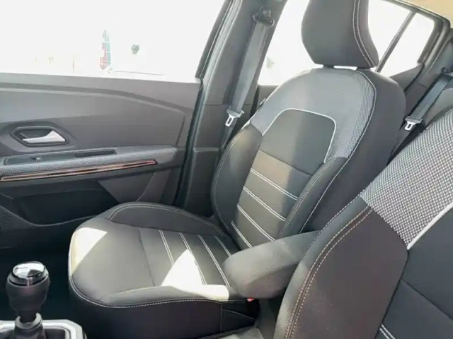 Dacia Sandero tce 90 — photo 14