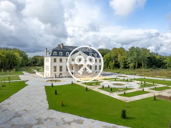 CHATEAU SAINT POUANGE