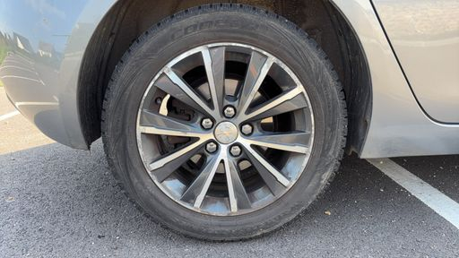 Peugeot 308 1.2 PureTech 130 - Allure – 2015 – 120616 km – Essence – Boîte Manuelle — photo 29
