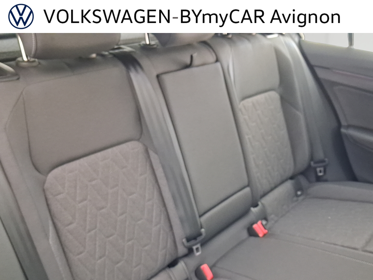 Volkswagen Golf 1.5 eHybrid 204 DSG6 — photo 23