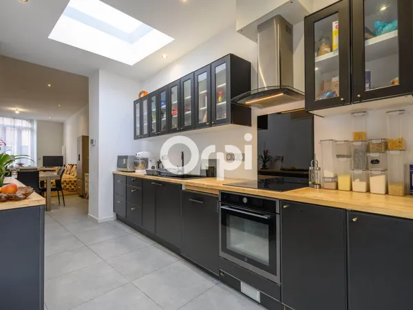Maison 5 pièces 157 m²