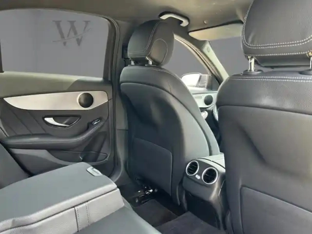 Mercedes Classe C 220 d berline amg lin — photo 26