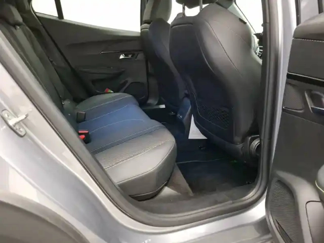 Peugeot 2008 hybrid 136 e-dcs6 — photo 124