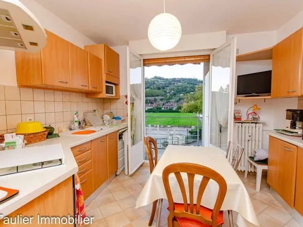 Appartement 4 pièces 90 m²