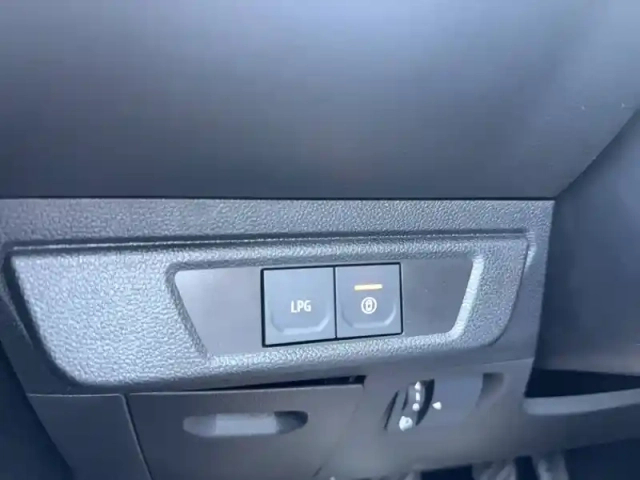 Dacia Sandero eco-g 100 gsr2 — photo 28