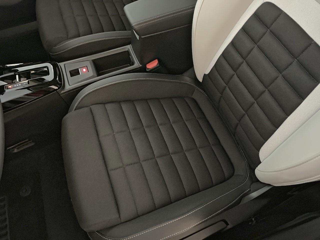 Citroën C3 Aircross hybride 145 ch aut max — photo 9