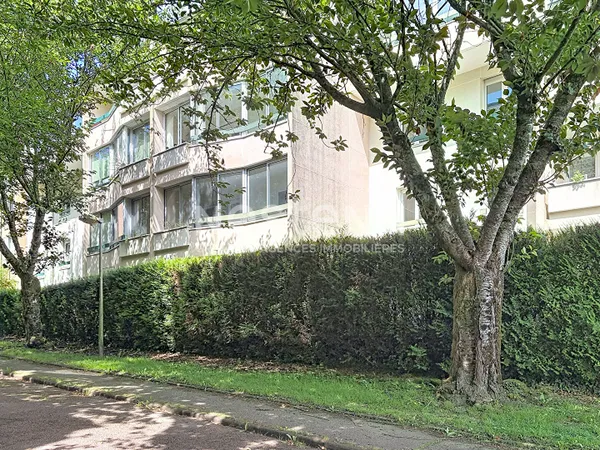 Appartement T3 à vendre à Limoges 72m² avec loggia fermée, parking, cave et ascenseur