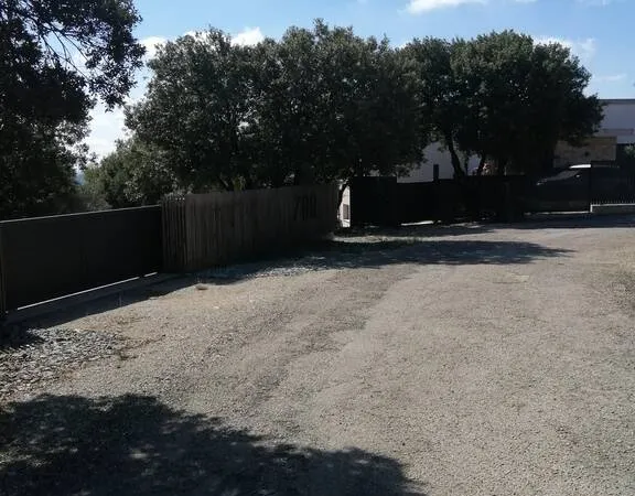 Terrain 3600 m²