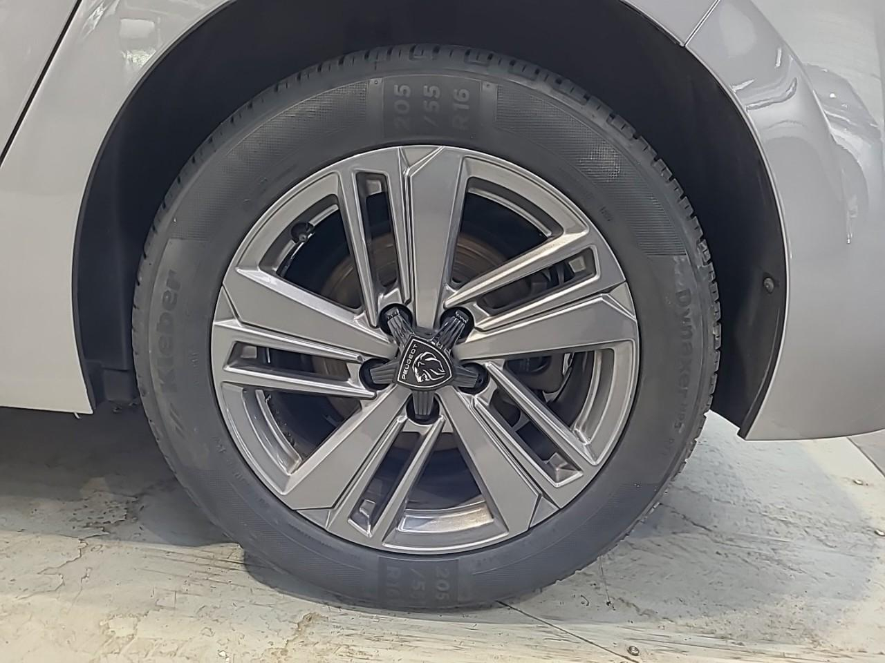 Peugeot 308 bluehdi 130ch s&s eat8 active pack — photo 16