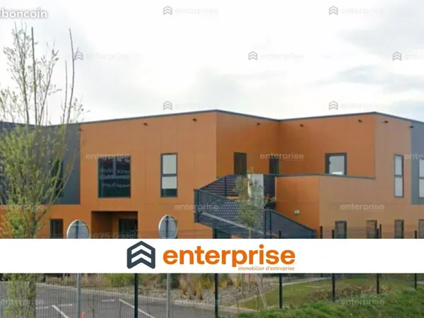 Bureaux 454 m²
