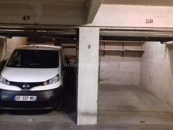 Parking 16 m²