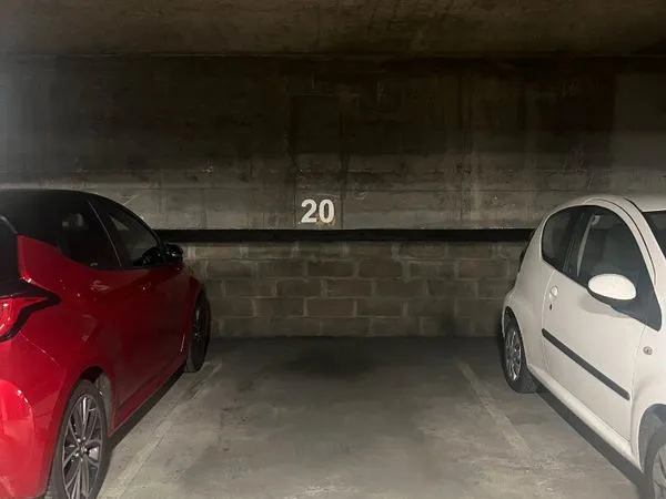 Parking/box SAINT MAUR DES FOSSES