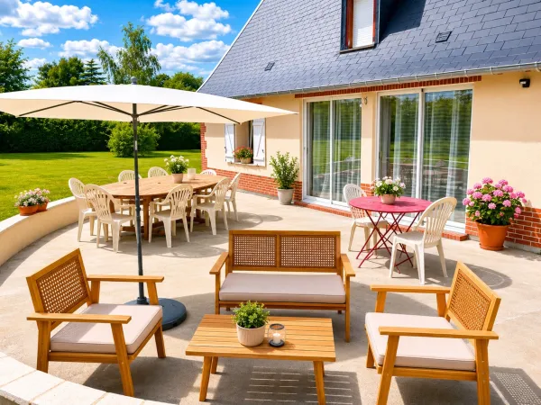 EXCLUSIVITÉ - Longère normande rénovée de 166 m² avec dépendance et terrain arboré - Proche Bernay