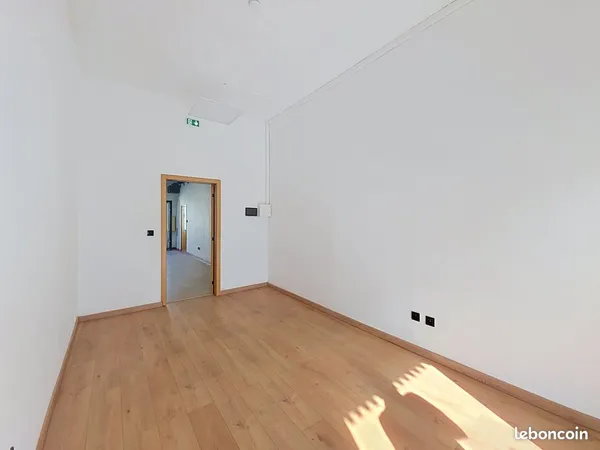 Local 15 m² Saint-Denis