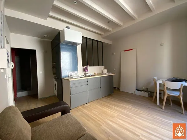 Studio 1 pièce 28 m²