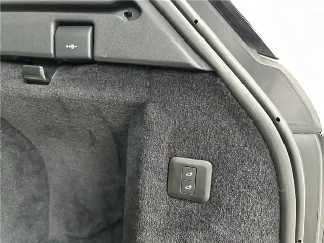 Land Rover Range Rover mark ix p400e phev 2.0l 404ch — photo 31