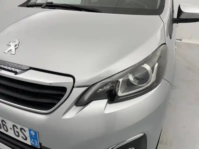 Peugeot 108 vti 72ch s&amp;s bvm5 — photo 24