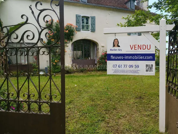VENDU ! Clos bearnais typique entierement renove