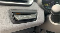 Renault Clio 1.6 E-Tech 145ch full hybrid Evolution - 24 — photo 17