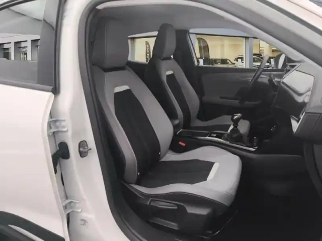 Opel Mokka 1.2 turbo 100 ch bvm6 elegance — photo 9