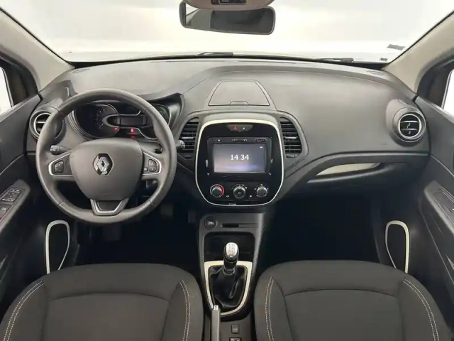 Renault Captur tce 120 energy — photo 36