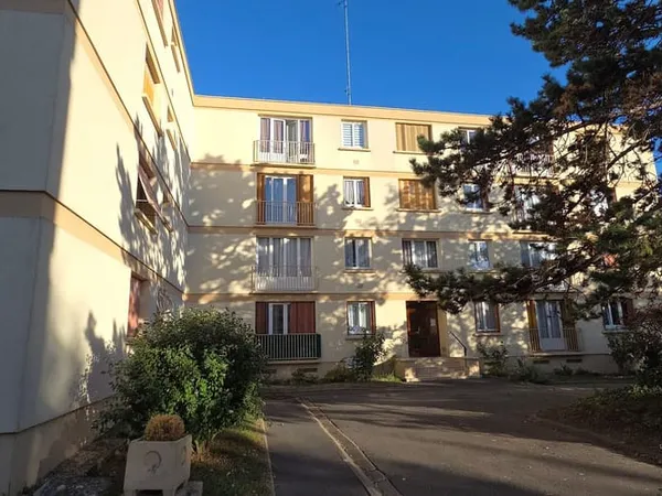 Studio 1 pièce 31 m²