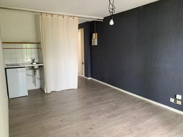 Toulouse Rangueil 31400 Appartement T1 19.62m² place de parking