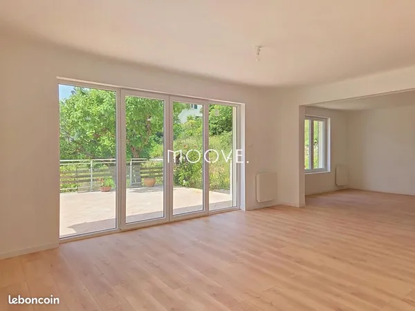 Maison 5 pièces 140 m²