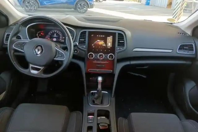 Renault Megane blue dci 115 edc evolution 5p — photo 43