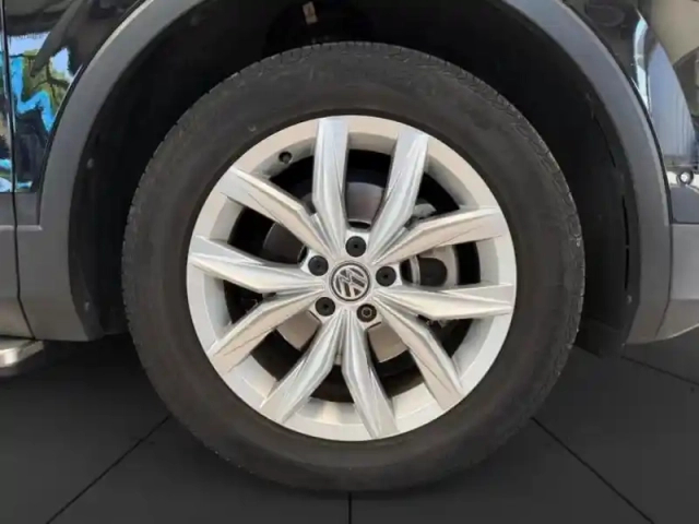 Volkswagen Tiguan allspace 2.0 tdi 150ch carat dsg7 euro6d-t — photo 11