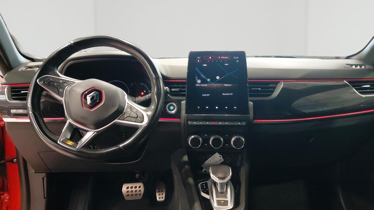 Renault Arkana E-Tech 145 - 21B — photo 9