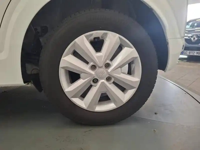 Dacia Sandero eco-g 100 — photo 18