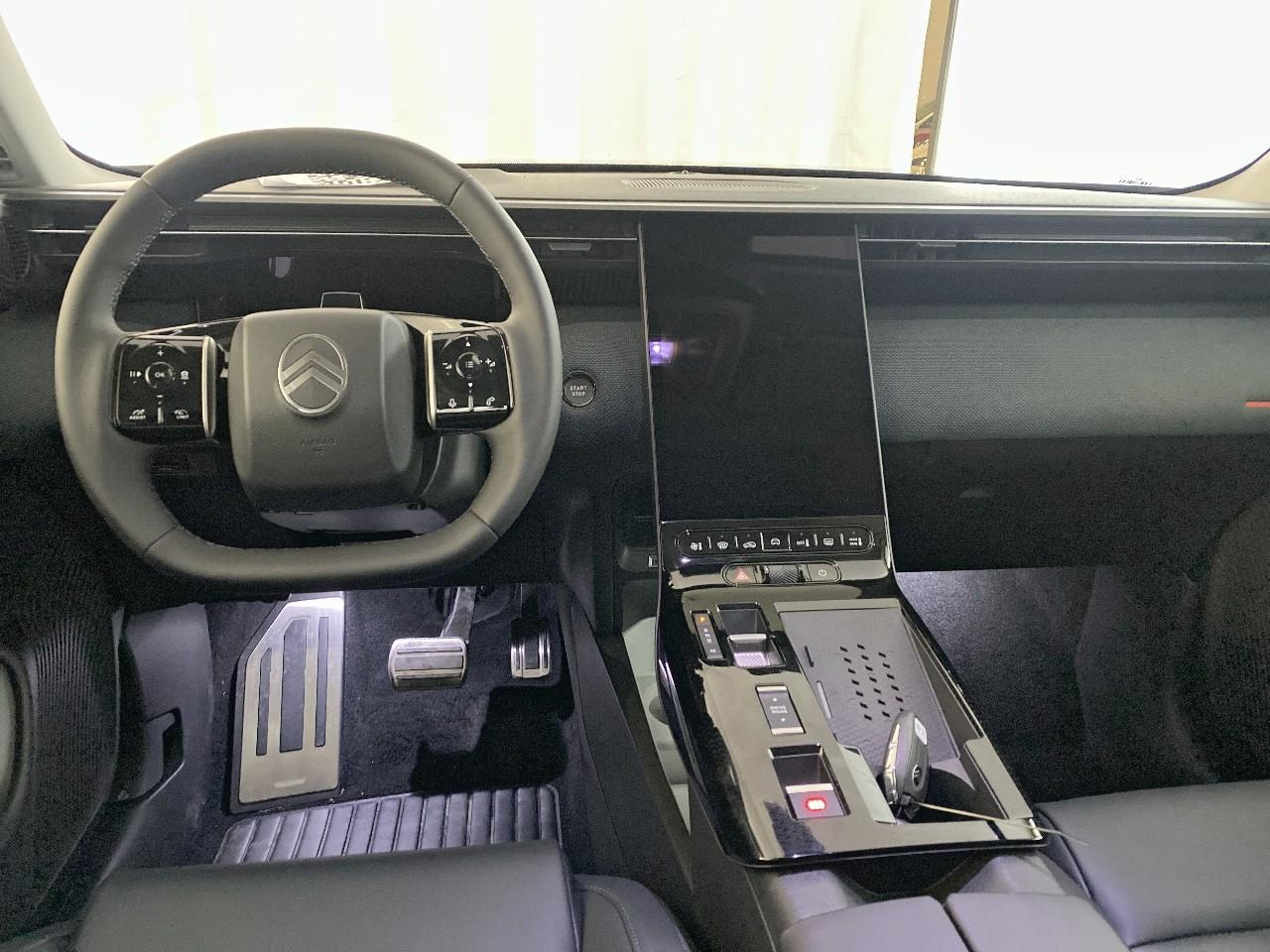 Citroën C5 Aircross hybride 145 ch e-dcs6 max — photo 8