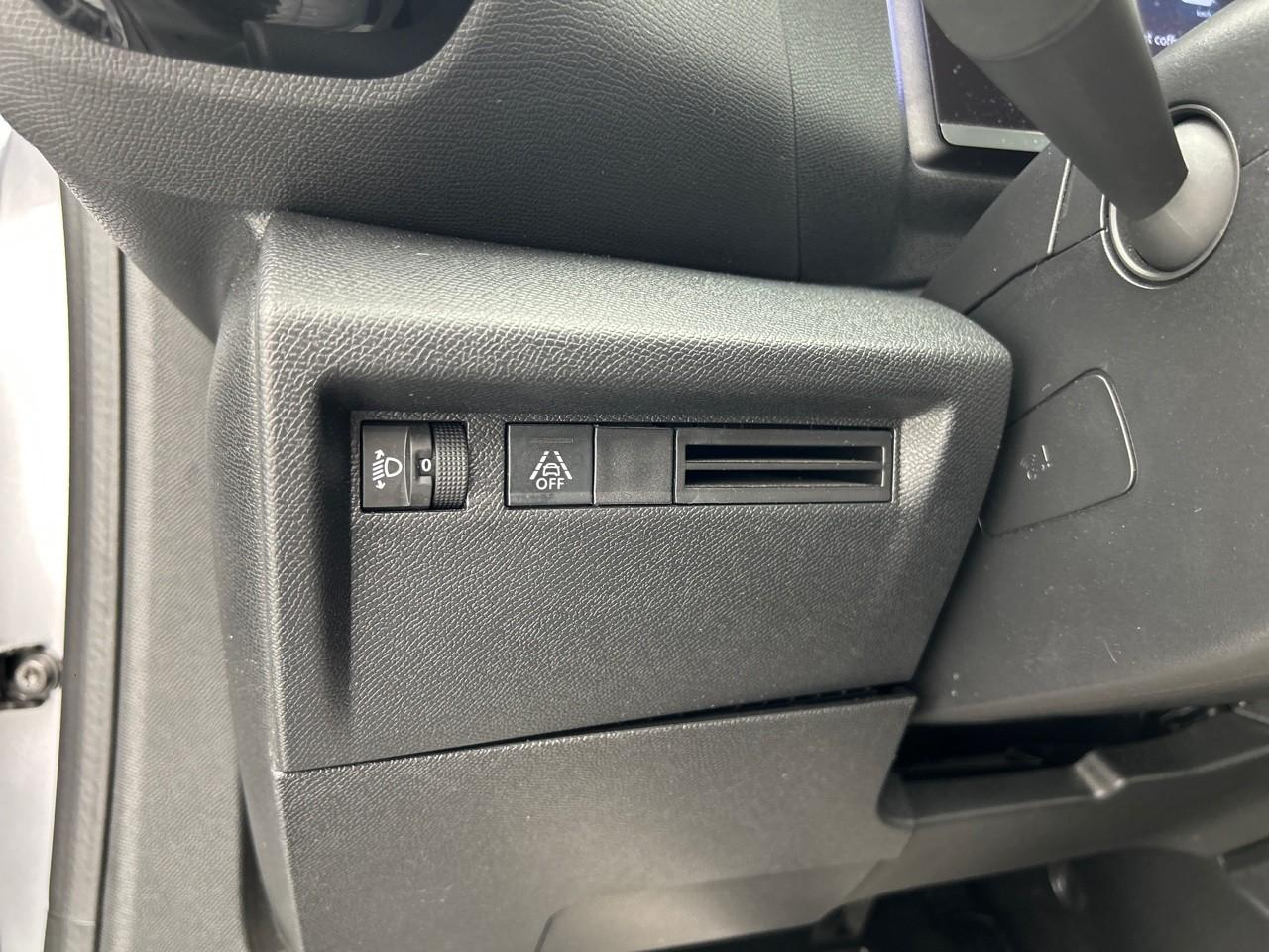 Citroën C4 puretech 130 s&s eat8 feel pack — photo 23