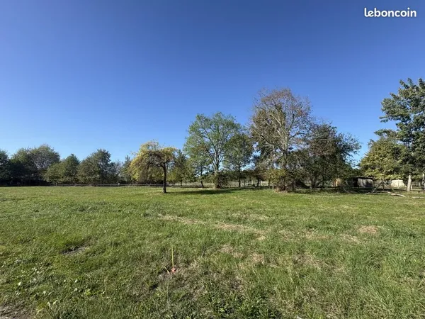 Terrain 900 m² La Force