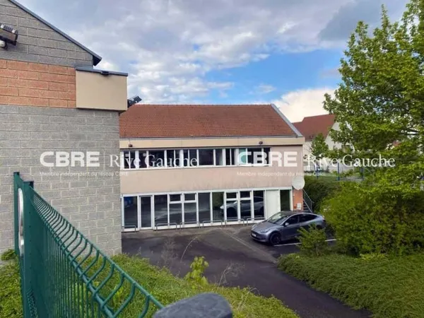 Local d'activité 1154 m²