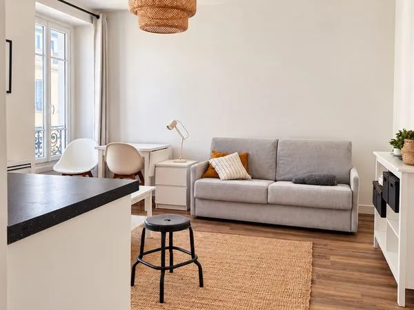 Appartement rénové et lumineux - Paris 10e