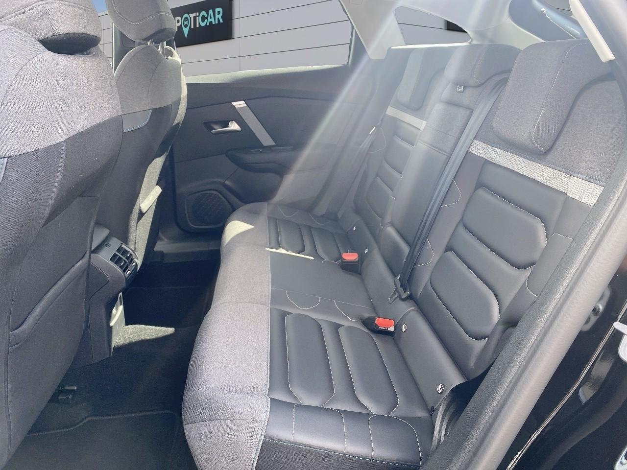 Citroën C4 puretech 130ch s&s shine — photo 10