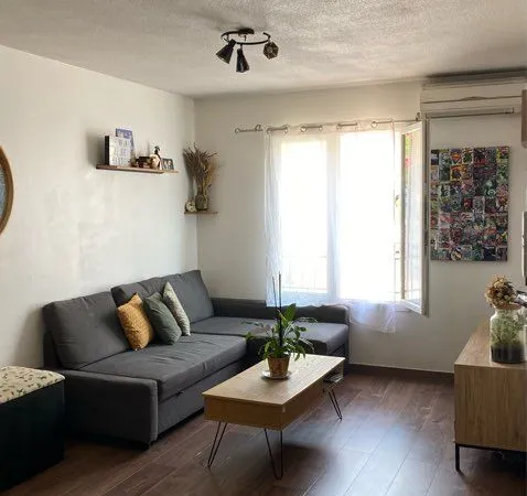 Montauroux (83440) - Appartement T2 avec piscine, cave et parking